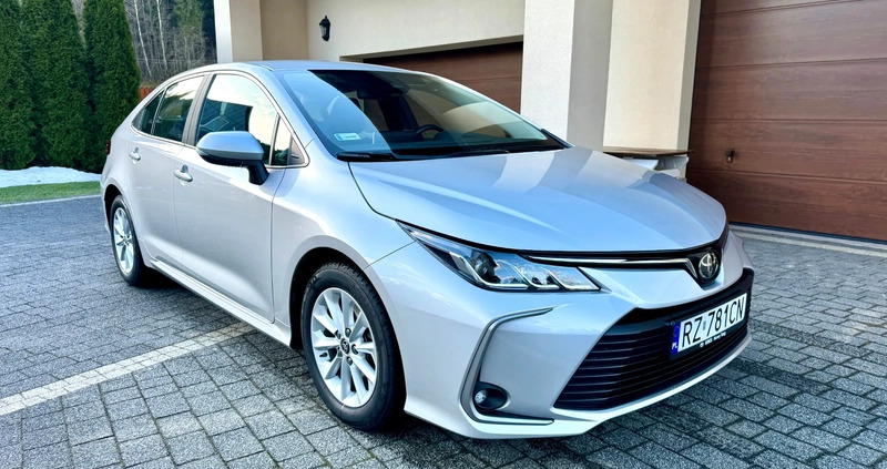 Toyota Corolla cena 78800 przebieg: 22000, rok produkcji 2021 z Kamienna Góra małe 121